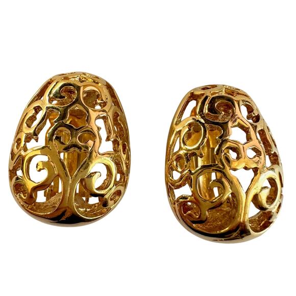 Yves Saint Laurent Logo Arabesque Pattern Gold Plate Engraved Earrings - Clip On - Picture 7 of 10